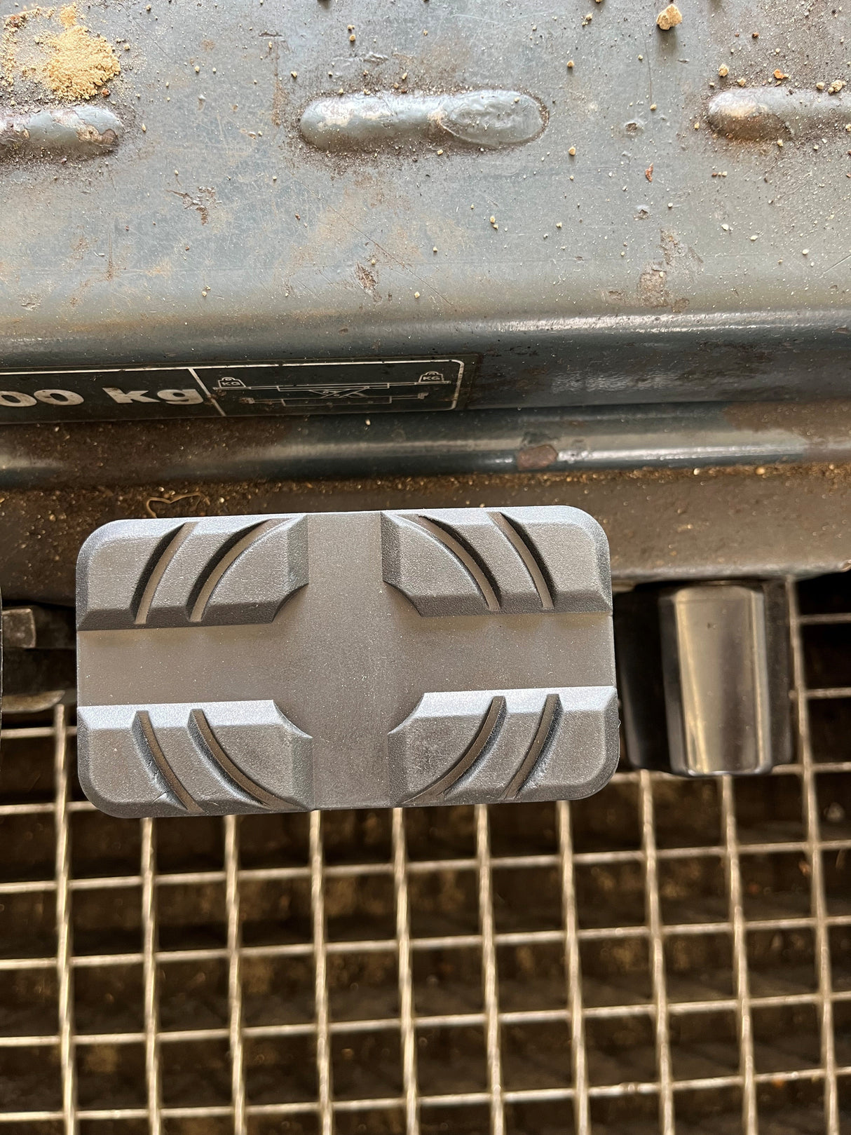 Tampone in Gomma per Ponti Sollevatori a Forbice AC HYDRAULIC, AUTOP‑STENHOJ, MAHA, CONSUL, ROTARY – Diametro 112 x 61 x 17 mm