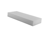 Angled view of a white, rectangular polymer block (item no. PE-900WEISS/KLEIN) for lifting vehicles.
